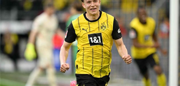 دورتموند يفعل بند شراء لاعبه المعار