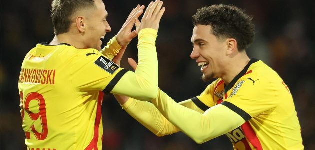 المغرب يتصدر.. 93 بصمة عربية في شباك الدوري الفرنسي